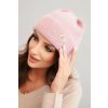 Dámská zimní čepice chlupatá s ozdobným knoflíkem pudrově růžová (Velikost universal, Barva Pudrově růžová)