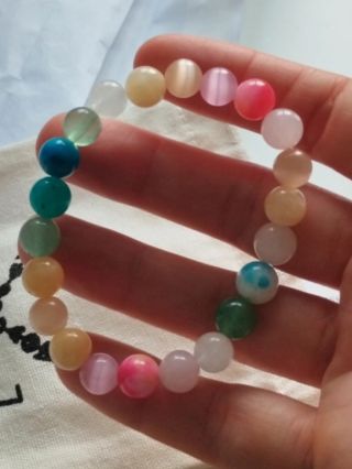 Ten pocit, když si rozbalíte svůj balíček.... Každý balíček je příběh. A mě moc baví příběhy. Děkuji, že mohu dělat radost...