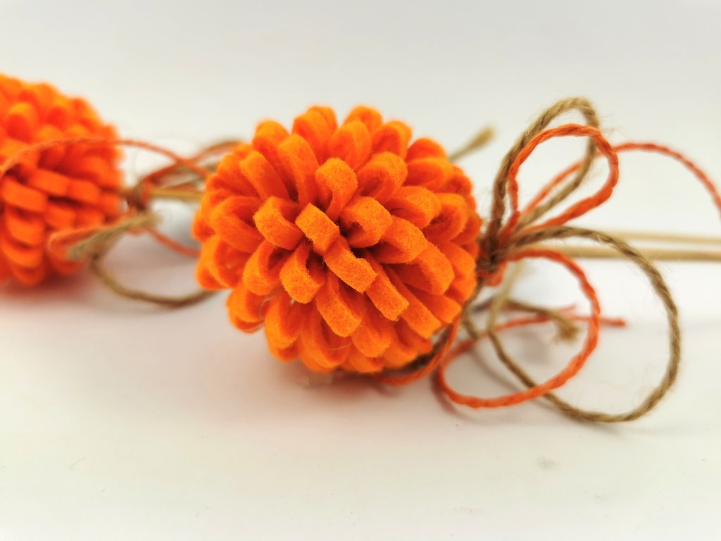 Filcový květ - oranžová