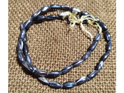 Perleť - černá - 10mm - šňůra