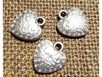 Přívěsek - CCB - srdíčko s ornamenty