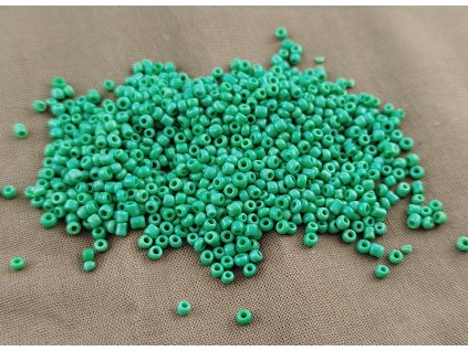Korálky skleněné - rokajl - 2mm - hráškově zelená