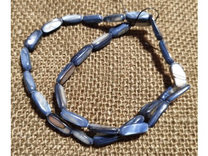 Perleť - černá - 12mm - šňůra