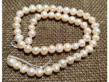 Říční perly - odstíny růžové - 7-8mm - šňůra