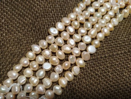 Říční perly - odstíny růžové - 8-9mm - kus