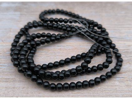 Vosková perla šňůra 4mm - černá