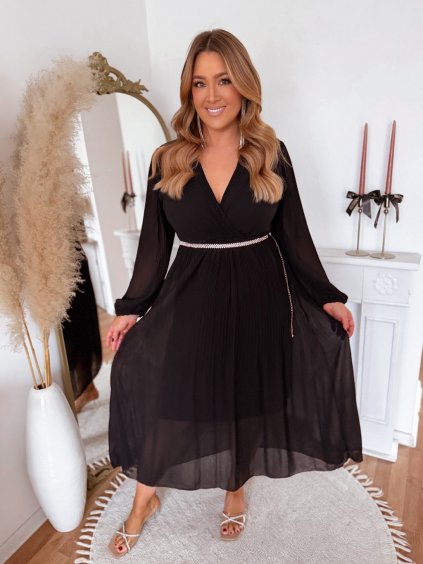 šaty pro plnoštíhlé