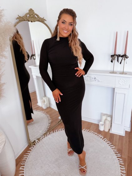 Černé elastické šaty s řasením na boku