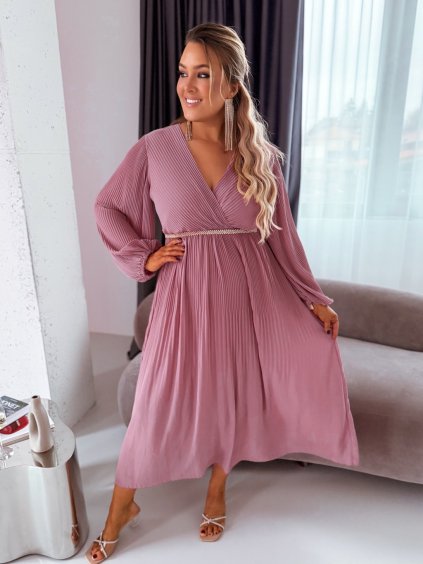 Světle růžové dlouhé plisované šaty