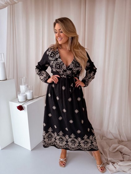 46300 cierne saty s vysivkou