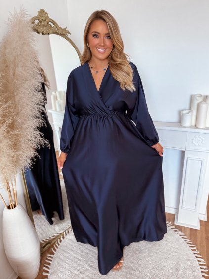 L-es méretű szatén ruha