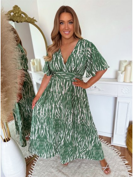 hosszú ruhák plus size nőknek