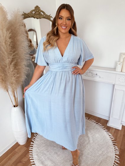 hosszú ruhák plus size nőknek