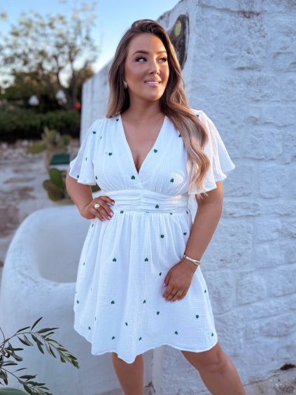 rövid ruhák plus size nőknek