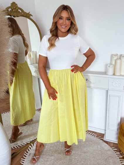 ruhák molett nőknek, rövid ujjal