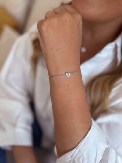 Női sebészeti acél szív karkötő - ezüst