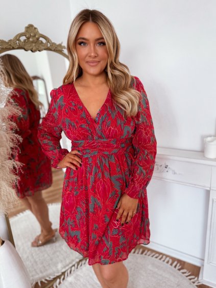 rövid ruhák plus size nőknek