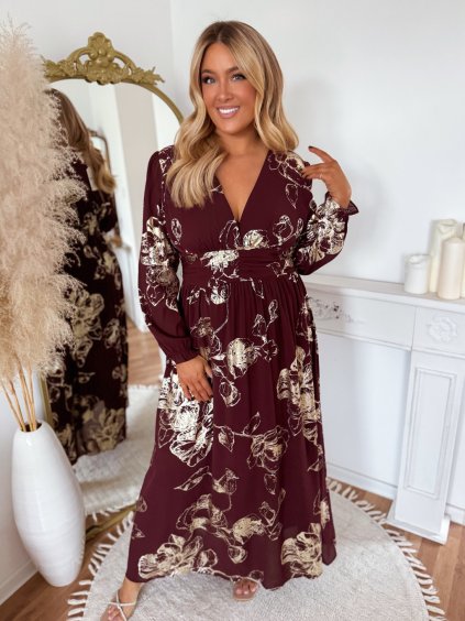 hosszú ruhák plus size nőknek