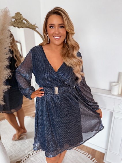 rövid ruhák plus size nőknek