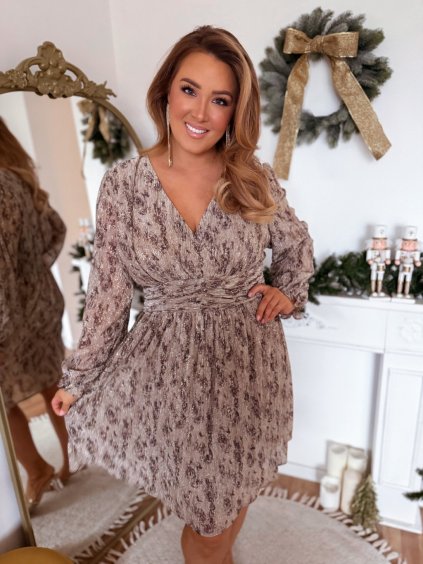 Rövid, csillogó ruha