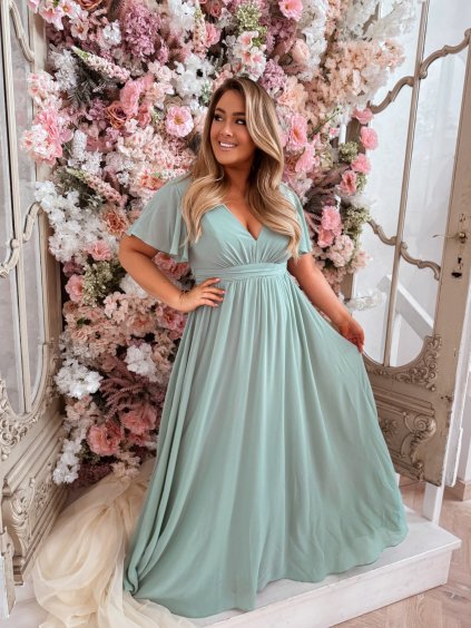 báli ruhák plus size nőknek