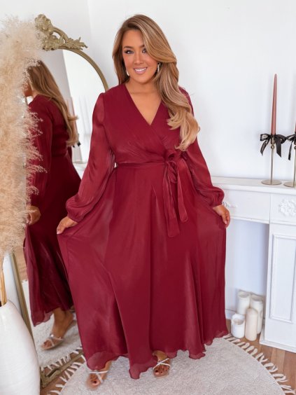 Elegantné bordové šaty