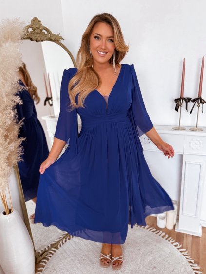 Kráľovsky modré šaty s výrazným rukávom