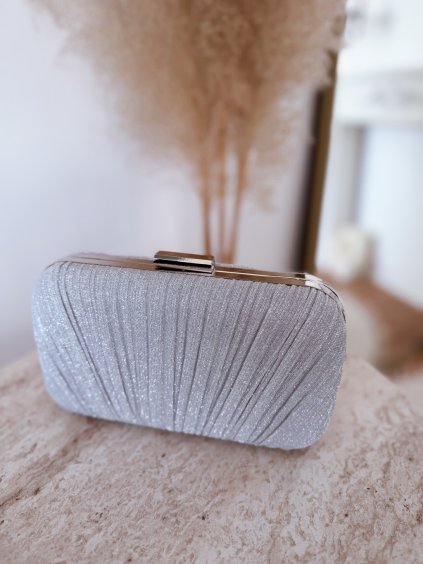 Strieborná spoločenská kabelka