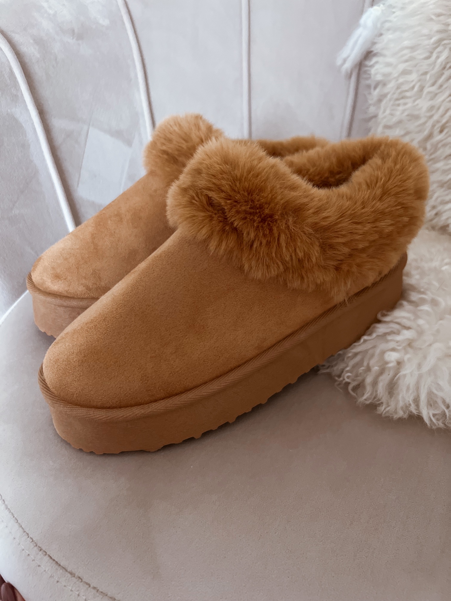 ZAZZA Hnedé nízke čižmy s kožušinou Veľkosť: 36