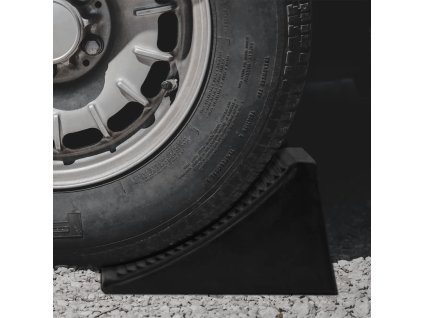 Zakládací klíny pod kola 4 ks 16 x 9 x 9 cm guma