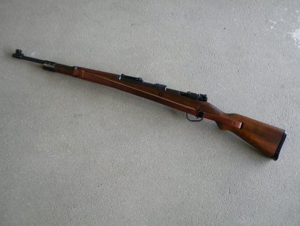 ČESKÁ ZBROJOVKA 98