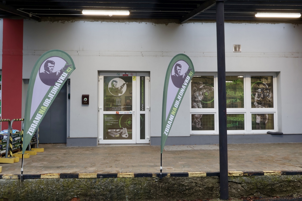 ZPOPLATŇUJEME REZERVACE