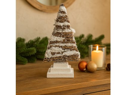 zasnezeny-stromek-prouteny-na-bilem-podstavci