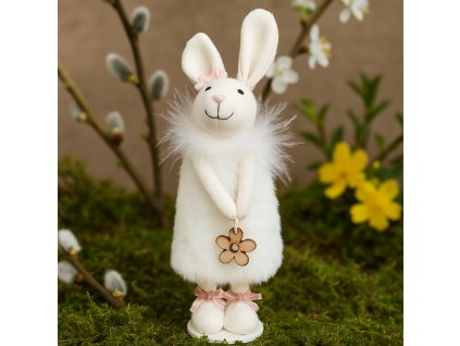 figurka-bila-kralici-slecna-s-kvetinou-jarni-dekorace