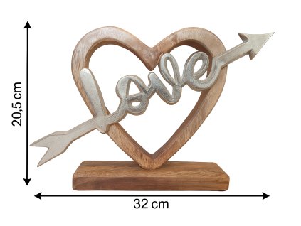 dekorace-srdce-se-sipem-a-napisem-love