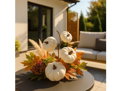 Větvička s bílými dýněmi – stylová provensálská elegance
