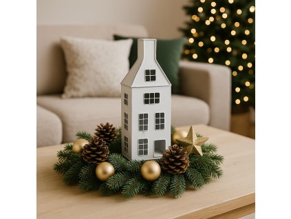 Kovová lucerna ve tvaru domečku – bílá patina