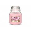 VONNÁ SVÍČKA YANKEE CANDLE 'Cherry Blossom' CLASSIC STŘEDNÍ