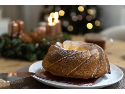 Zdendova bábovka s vaječným krémem