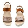 Nursing Care GARDA C133F99 dámské sandály camel lesklé 3