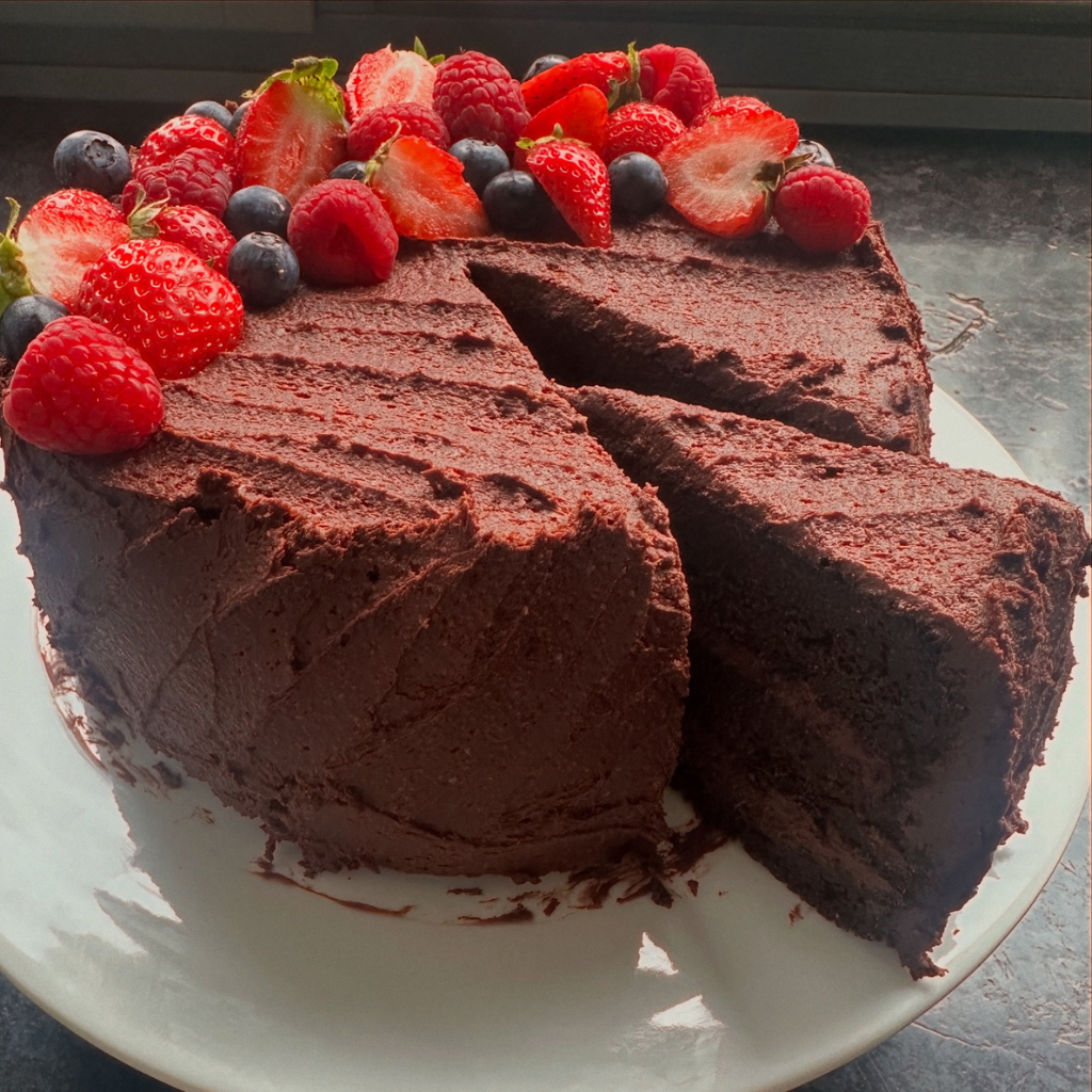 Vegánska čokoládová torta bez lepku