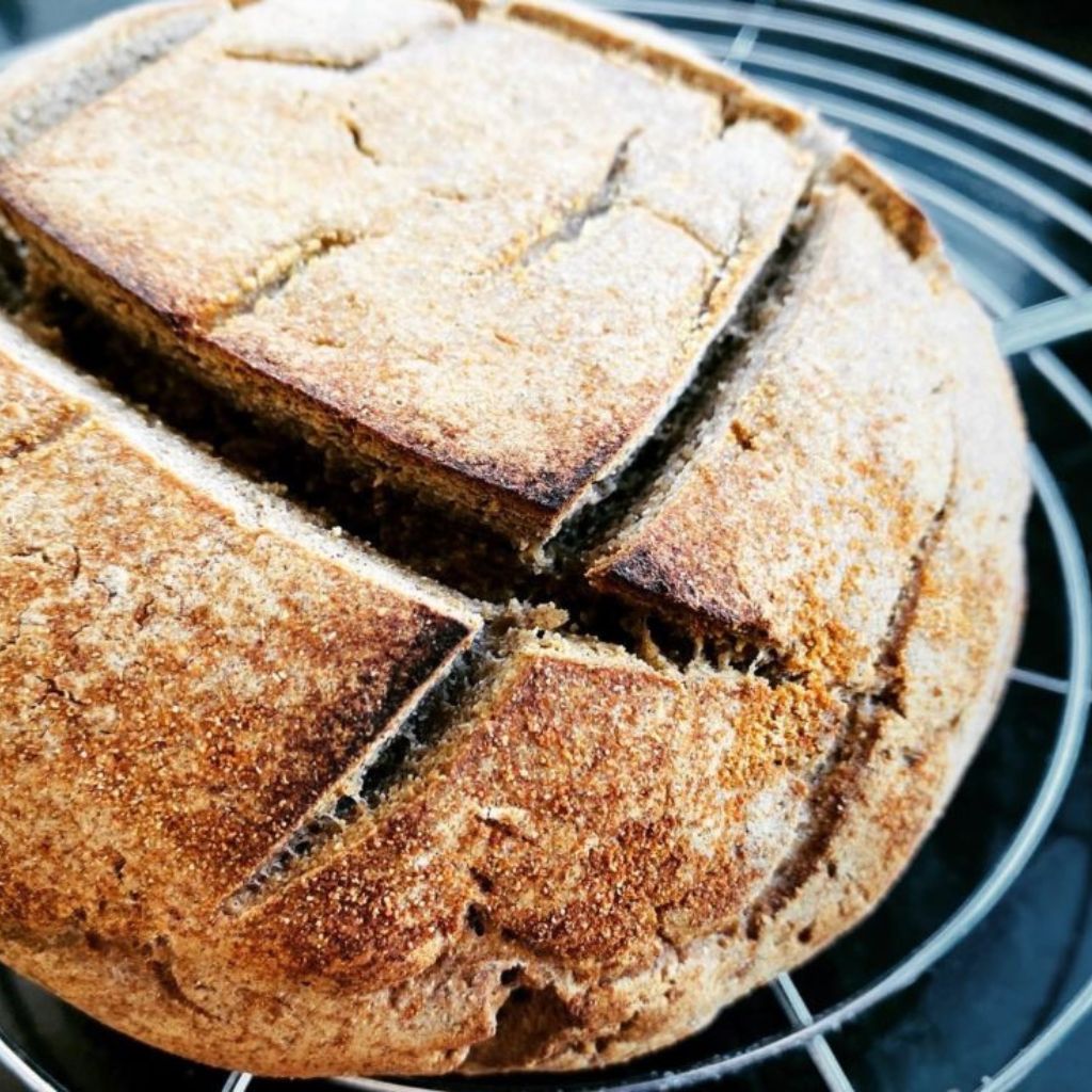 Kváskový bezobilninový chlieb (AIP)