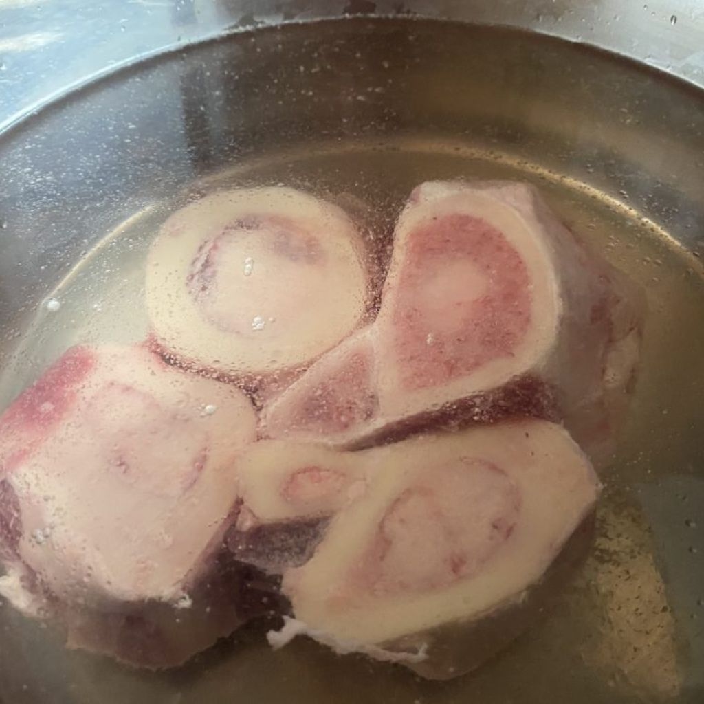 Vývar zo špikových kostí (AIP)