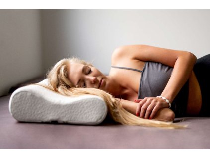 Benergo Anatomický vankúš z pamäťovej peny s bambusovým poťahom