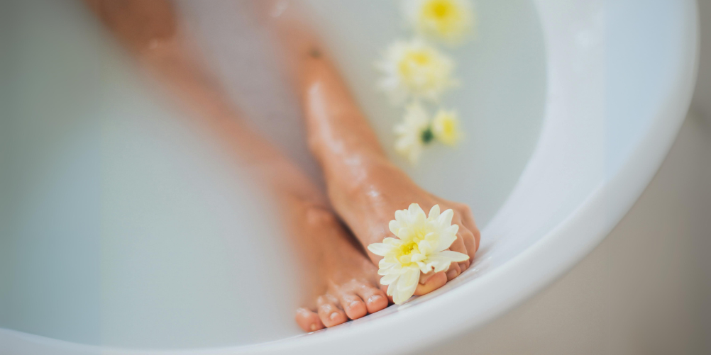 Kuří oko: Jak se ho zbavit a znovu chodit bez bolesti