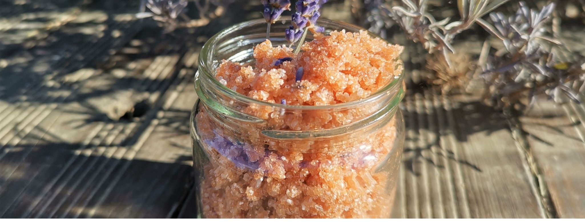 Recept: Relaxační levandulová koupelová sůl. Jak jí vyrobit?