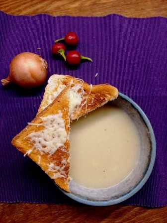Květáková polévka