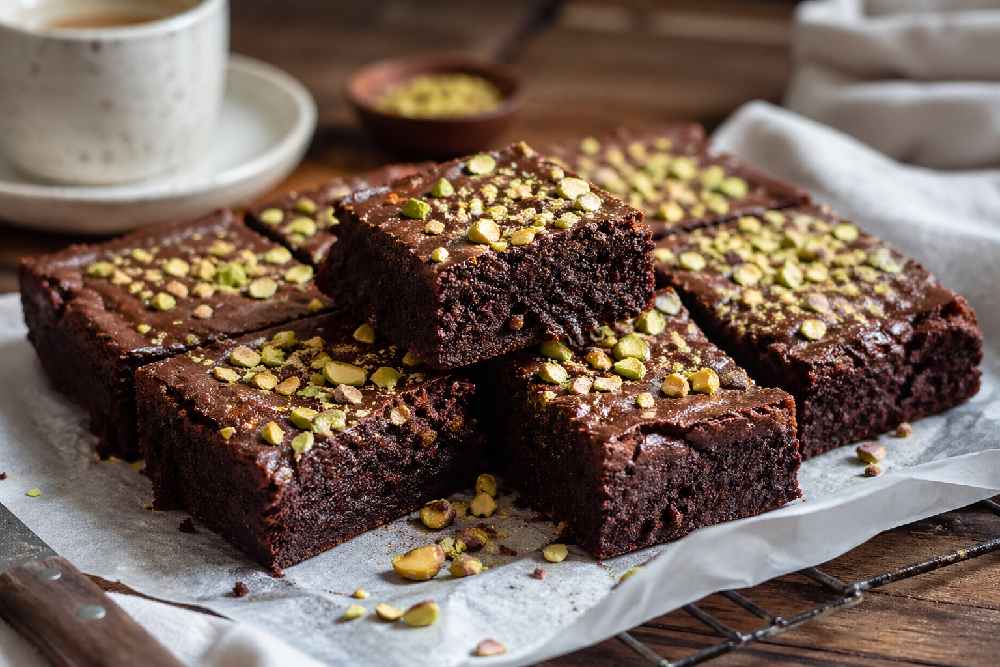 Domácí brownies s pistáciemi, které chutnají jako z kavárny