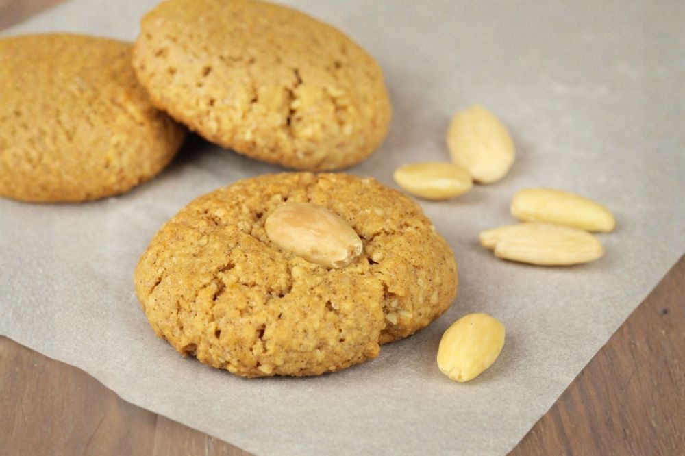 Křupavé mandlové sušenky: Poctivý recept s vůní skořice