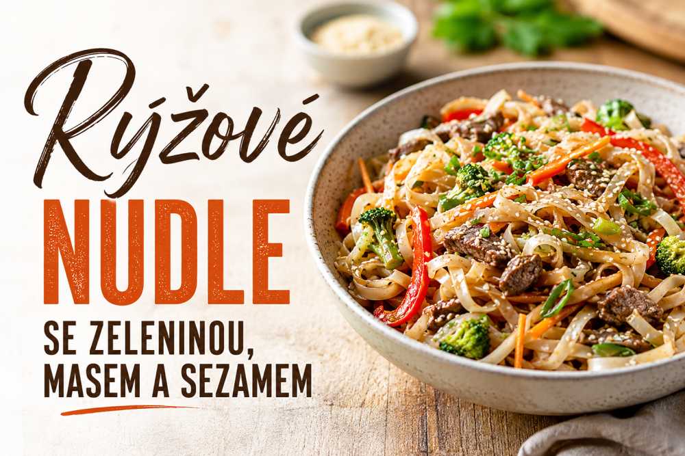 Rýžové nudle se zeleninou, masem a sezamem